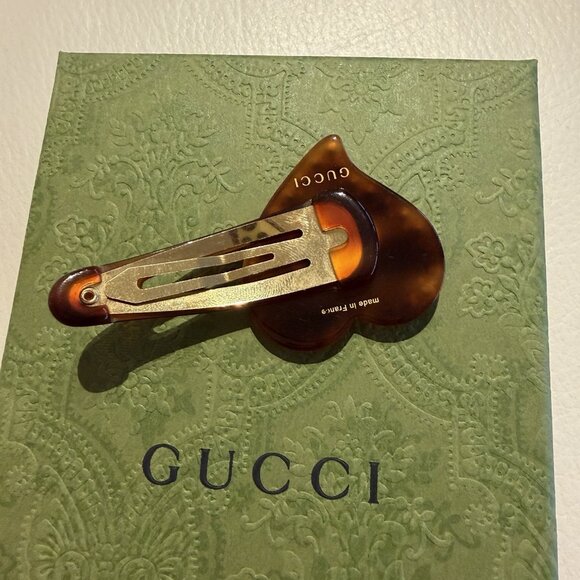 NEW GUCCI HAIR CLIP ON BROWN CRYSTAL Heart GG 100% Authentic display picture 1